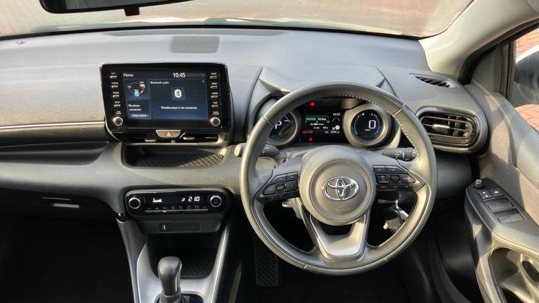 Toyota Yaris 1.5 Hybrid Design 5dr CVT Hybrid Hatchback